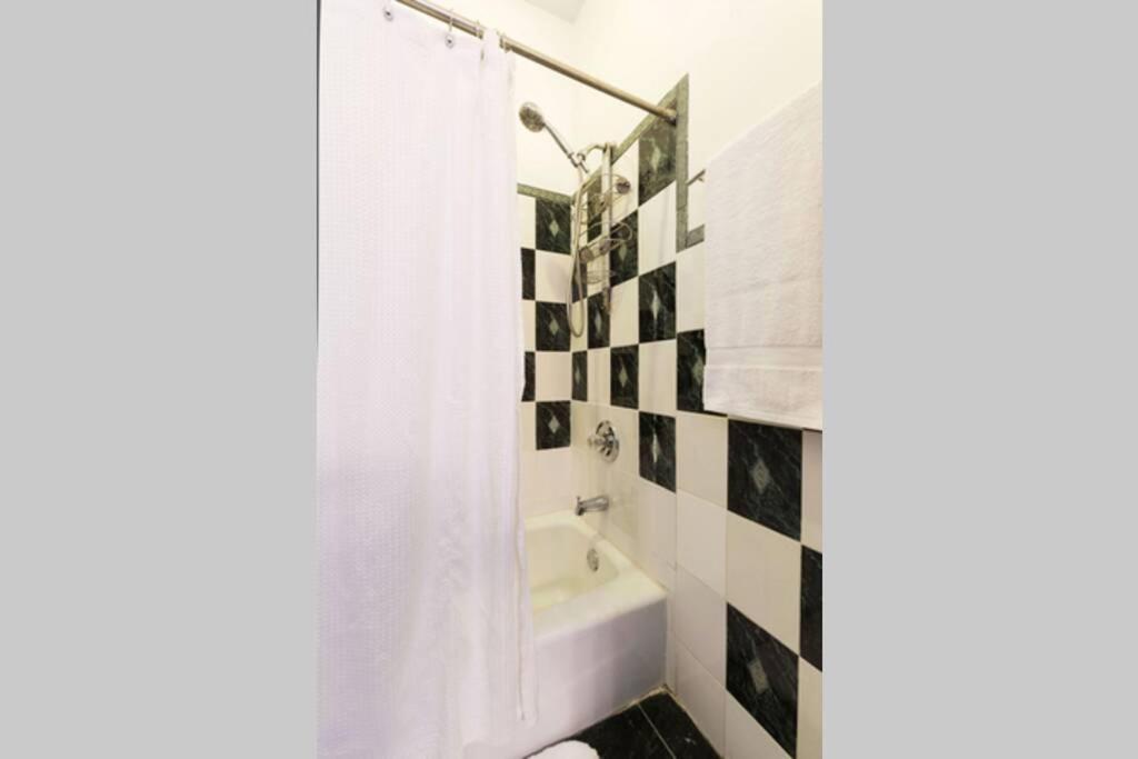 4 Bedroom Nyc Apartamento *